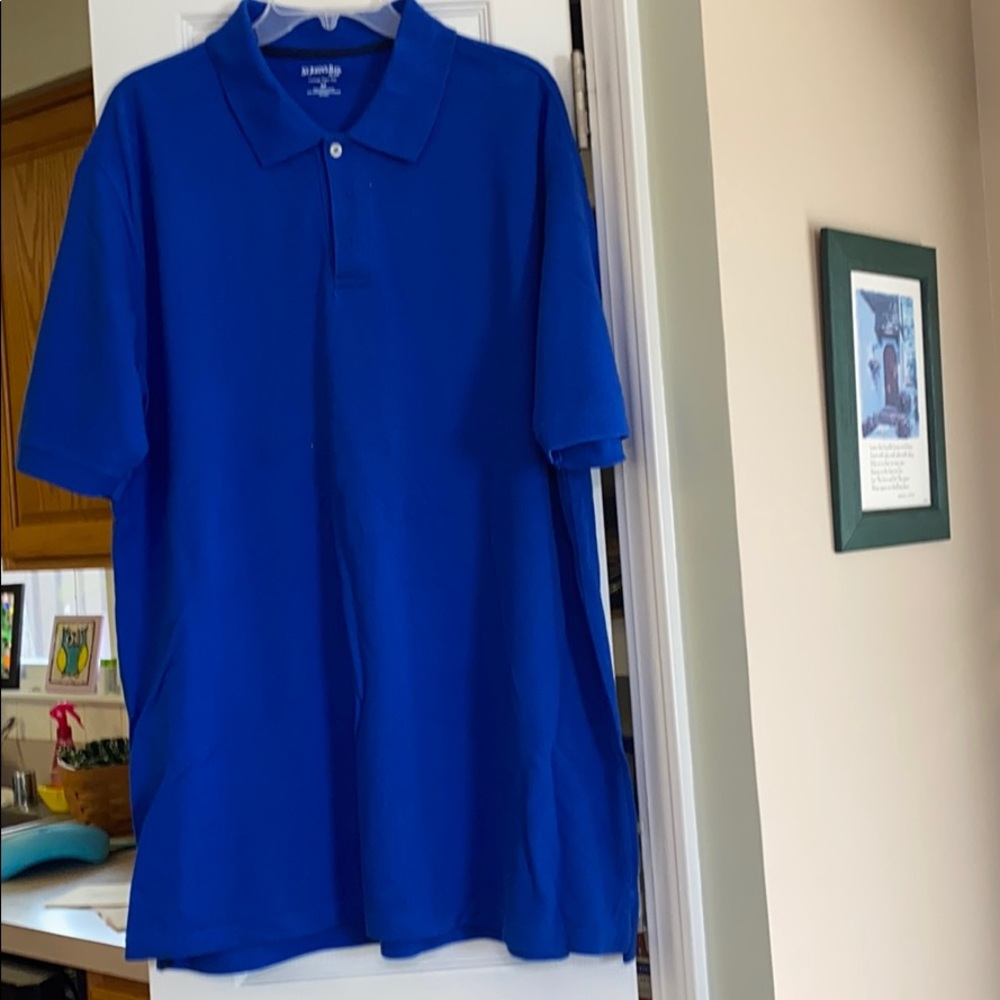 Men’s blue polo style shirt